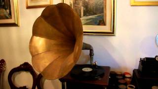 circa 1910 nonelectric working gramophone [upl. by Nilecoj715]