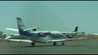 Beechcraft Baron takeoff from Napa airport [upl. by Liuka]