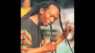 Thomas Mapfumo Varombo kuvarombo [upl. by Miranda]