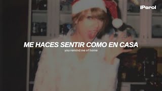 Taylor Swift  Christmas Tree Farm Español  Lyrics [upl. by Fairman42]