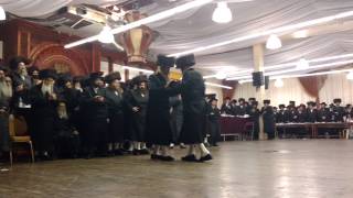 Tosher Rebbe Mitzvah Tantz Elul 5775 part 2 [upl. by Kara-Lynn]