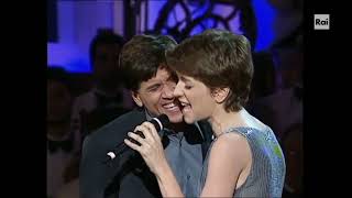 Gianni Morandi amp Barbara Cola quotIn Amorequot Live a quotPapaveri e Paperequot 4 Marzo 1995 INTEGRALE [upl. by Einot172]