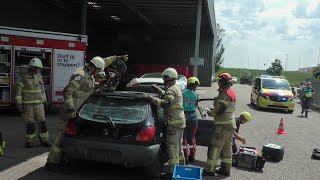 Brandweer en Ambulance met spoed naar een Ongeval op de Opendag Gezamenlijke Brandweer in Amsterdam [upl. by Kaazi]