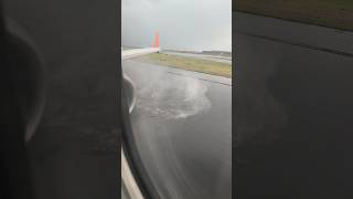 Flight lending in goa mopa airport pani kese uda goair indianairport domesticflights viralvideo [upl. by Jarv]