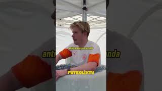 Futbolcular Neden Buzlu Suya Girer football futbol viral [upl. by Dnalra]