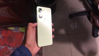 Vivo y18 green colour unboxing [upl. by Esilegna]