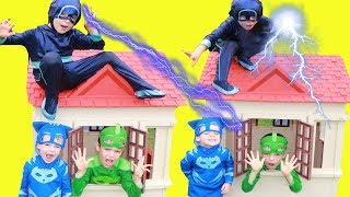 PJ Masks GIANT STORM Gekko Catboy Save Night Ninja in Playhouse [upl. by Stone]