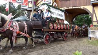 Titanen der Rennbahn 2014 Einzug der Bierwagen am Sonntag [upl. by Freya]