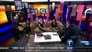 Laura Pausini  Entrevista  Limpio acústico 051113 [upl. by Noryb]