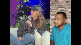 Thalía es burlada por predicar el evangelio video duet [upl. by Aubine]