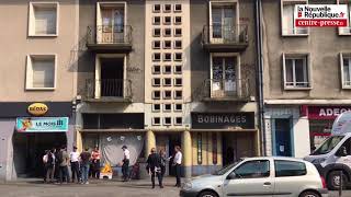 VIDÉO Poitiers  17 personnes évacuées d’un squat [upl. by Buff]