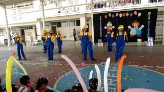 minions 2014 coreografia de mamis [upl. by Eelnayr]