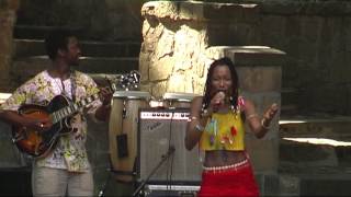 Fatoumata Diawara  I  LIVE at Afrikafestival Hertme 2010 [upl. by Loggins601]