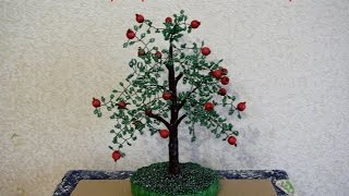 Яблоня с красными яблоками из бисера Мастеркласс DIY [upl. by Merrile605]