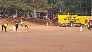 Kasaragod under arm cricket match played by unnikrishna and chammi at kasaragod thalipaduppu ground [upl. by Enilkcaj484]