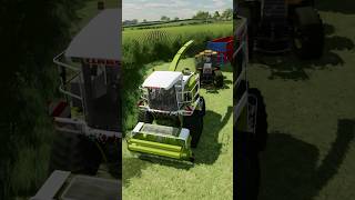 HARVESTING GRASS SILAGE WTRACKED CLAAS JAGUAR 880  Farming Simulator 22 shorts farmingsimulator [upl. by Erodasi880]