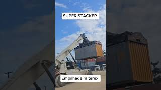 Empilhadeira terex Super Stacker [upl. by Leffen]