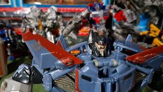 Transformers 2007 Voyager Thundercracker Review 13 [upl. by Ed]