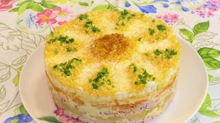 Невероятно вкусный слоеный салат с курицей ананасами и сыром к праздничному столу [upl. by Elin]