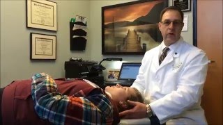 Number 1 Reviewed Lacey Chiropractor Helps quotKink in the Neckquot Torticollis ONE VISIT CRACK RELIEF [upl. by Warring]