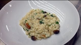 Opskrift på Risotto med svampe MasterChef TV3 [upl. by Ahsyekal748]