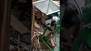 NSAW FRUIT CRUSHER MACHINE [upl. by Ligriv202]