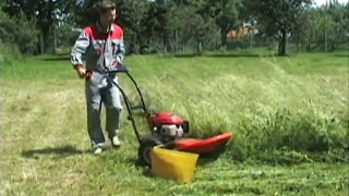 VARI LÍZA DS 521 bubnová sekačka  drum mower  Trommelmäher  Дисковая косилка [upl. by Harwilll]