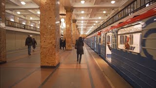 Russia Moscow metro ride from Чи́стые пруды́ Chistyye Prudy to Комсомо́льская Komsomolskaya [upl. by Leund]