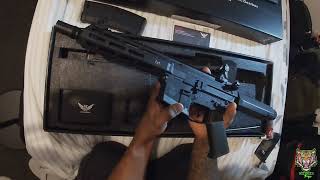 SE5 EP36 pt2 Unboxing  Review quotDouble Eagle Honey Badger M904G AEG RifleM4 Platform [upl. by Aker262]