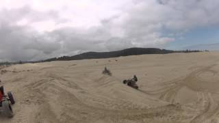 YFZ 450 Jumping a step up Florence Oregon Dunes elka long travel suspension [upl. by Nylzor694]