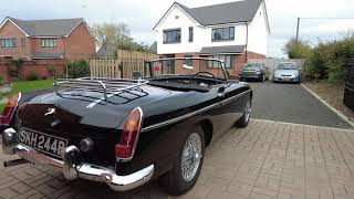 1964 MG MGB Roadster Exterior Review [upl. by Suoicserp]