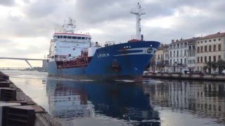 quotLIPARI Mquot chemical tanker in Martigues [upl. by Nahsaj311]