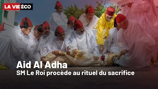 Le Roi accomplit la prière de l’Aïd AlAdha et procède au rituel du sacrifice [upl. by Ahsekel]