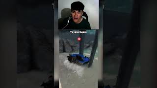 🤯 AUTOMÓVIL VERSUS CARRETERA A MEDIAS 🤯 EL FINAL 😱 shorts humor [upl. by Nilya326]