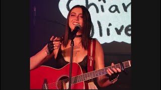 CADA VEZ  CHIARA OLIVER  CONCIERTO DE LA LIBRETA ROSA TOUR EN BILBAO [upl. by Publia]