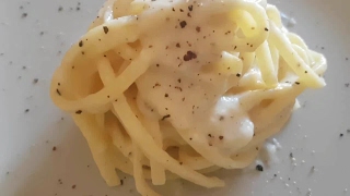 TONNARELLI CACIO E PEPE Ricette Romane [upl. by Russian]