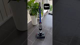 Dyson Wash G1  Erster Wischsauger von Dyson Mal sehn wie das Gerät sich schlägt [upl. by Dinsmore]