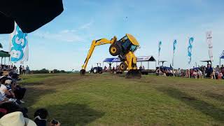 JCB 3CX Global en Expoactiva [upl. by Iborian]