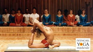 BKS Iyengar  Barbican Demonstration 1984 [upl. by Norok37]