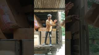 parcel Nikal Raha Hai gadi sa how to viral parcel video shorts viral [upl. by Coplin651]