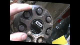 how to disassemble a parker hydraulic wheel motor [upl. by Grimbald]