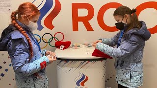 Alexandra Trusova and Anna Shcherbakova opening fortune cookies  Beijing 2022 [upl. by Shannan562]