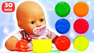 Bébé Annabelle et ses jouets déveil 👶 La peinture à doigts et lalphabet en pâte à modeler [upl. by Bor]