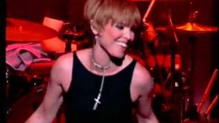 14 Pat Benatar  Hit Me With Your Best Shot  Live 2001 [upl. by Airual]