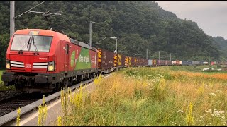 SUPER TRENO lungo SEICENTO METRI prende la curva di QUARTINO Svizzera [upl. by Trude]