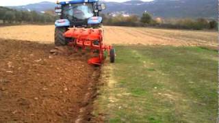 NEW HOLLAND TS 100 PLUS WITH SUPER STEER [upl. by Ace940]