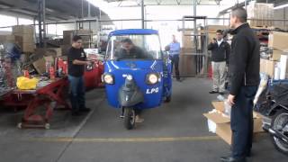 Piaggio 200cc  Ape City 200cc [upl. by Erusaert]