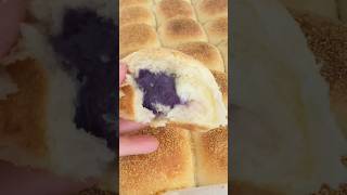 Pandesal with with Ube fillingpandesalubepandesaltinapay [upl. by Dewie]