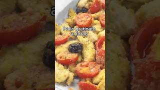 Pollo gratinato al forno con parmigiano alla mediterranea con pomodorini e olive RicettechePassione [upl. by Ycnuahc]