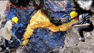 Gold veins After years of searching we have finally found a highquality gold deposit [upl. by Ody]